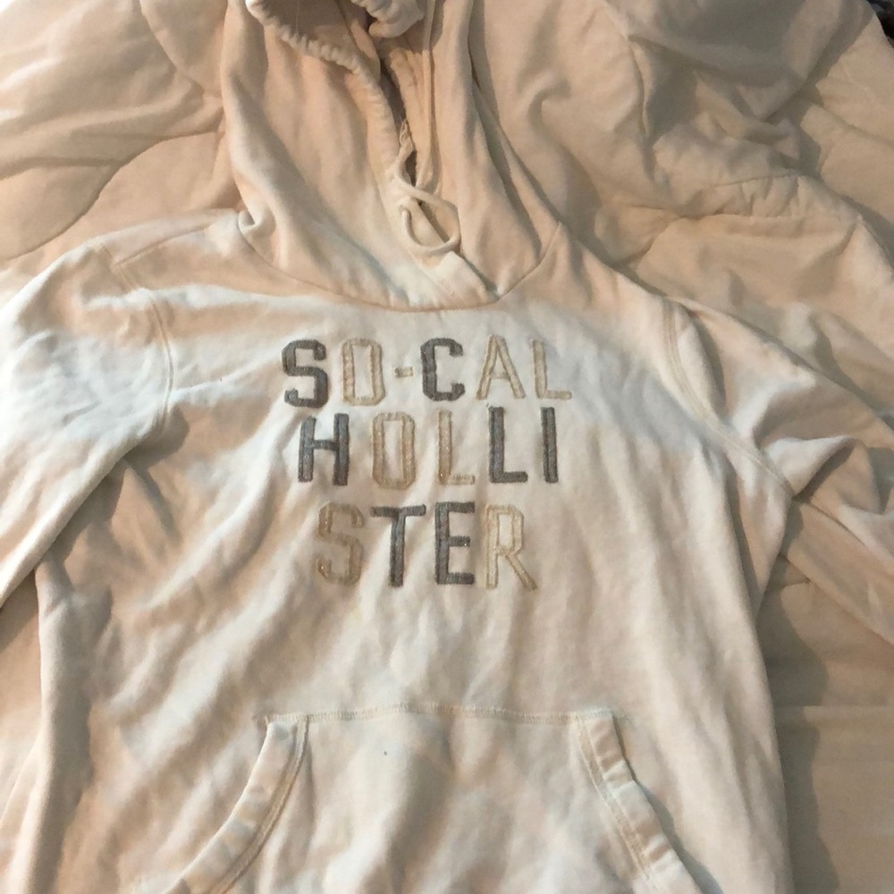 hollister sweater